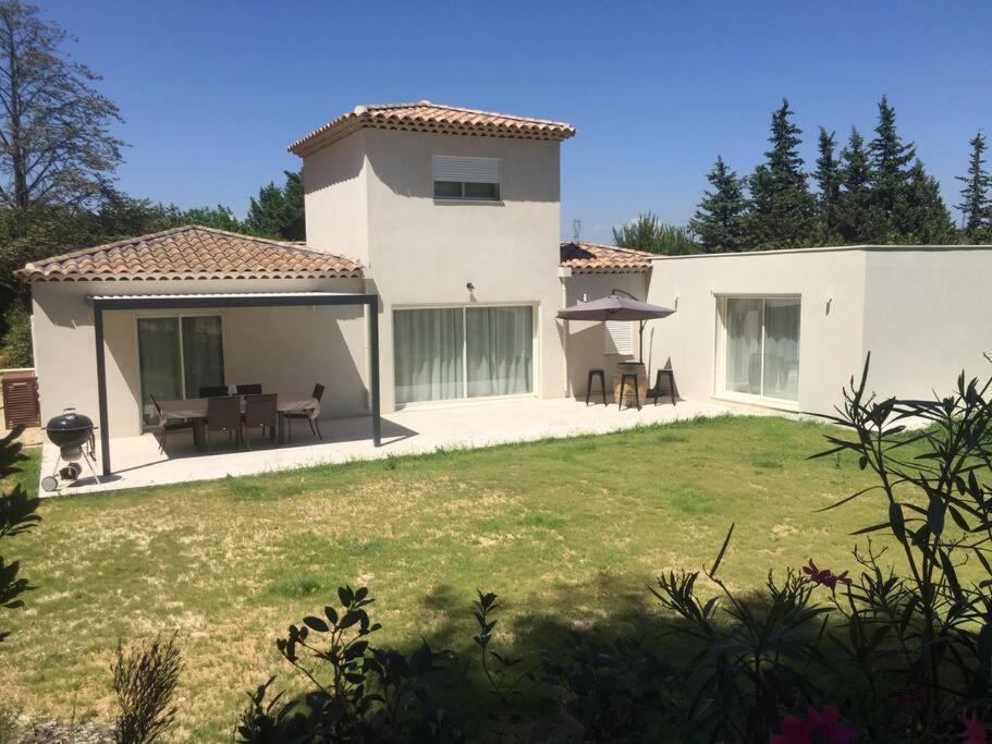 Villa Familiale 9 Pers Cabries Entre Aix Et Marseille 5 Min Gare Aix Tgv 15 Min Aeroport Mp Kültér fotó